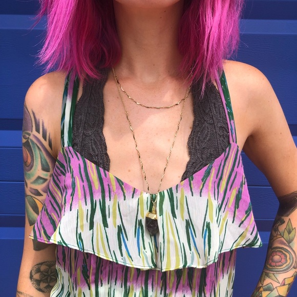 Gorgeous ruffle dress - Picture 4 of 8